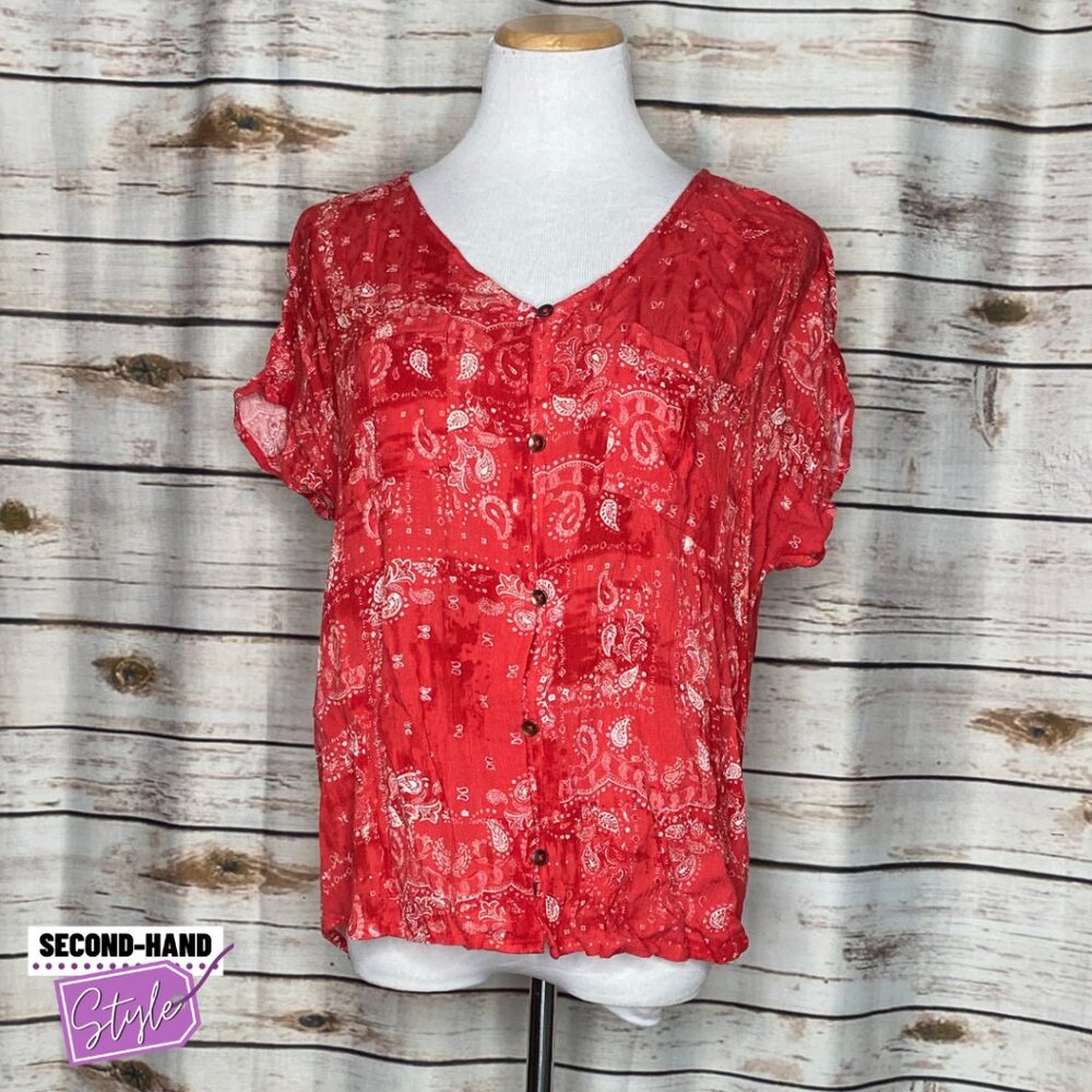 Paisley Print Linen-like Front Pocket V-neck Button-down Short-sleeve Tee